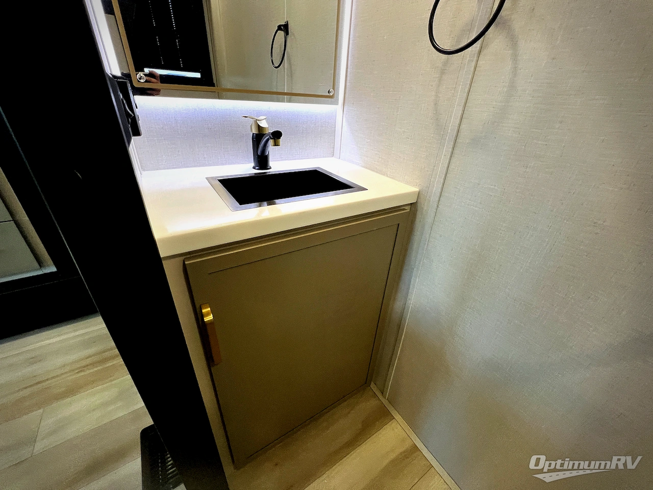 2025 Forest River Wildwood Heritage Glen ROOST43 Photo 26