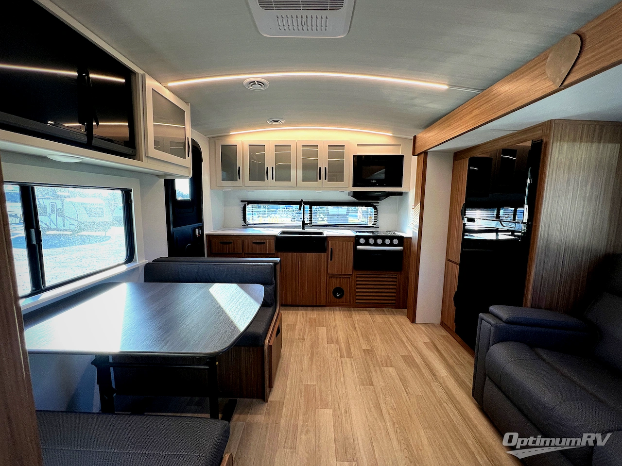 2025 Keystone Passport Super Lite 2450RK Photo 4