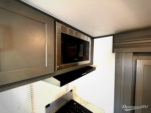 2022 Keystone Bullet Crossfire 2500RK RV Photo 3