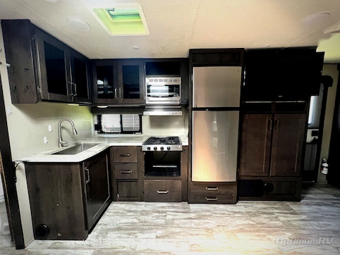 2021 Grand Design Transcend 32BHS RV Photo 2