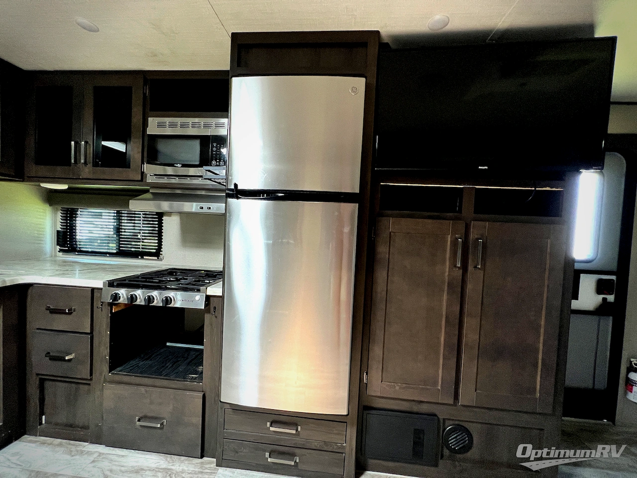 2021 Grand Design Transcend 32BHS Photo 9