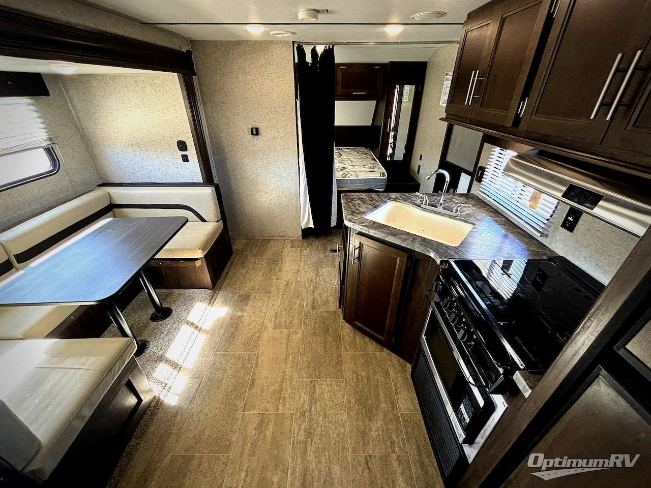 2020 Forest River XLR Boost 27LRLE Photo 5