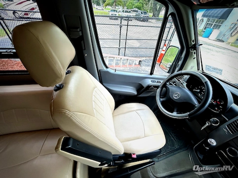 2014 Winnebago Era 170A RV Photo 3