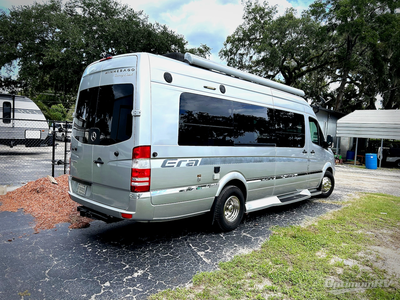 2014 Winnebago Era 170A Photo 2