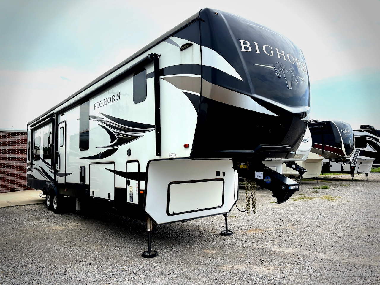 2020 Heartland Bighorn 3870FB Photo 1