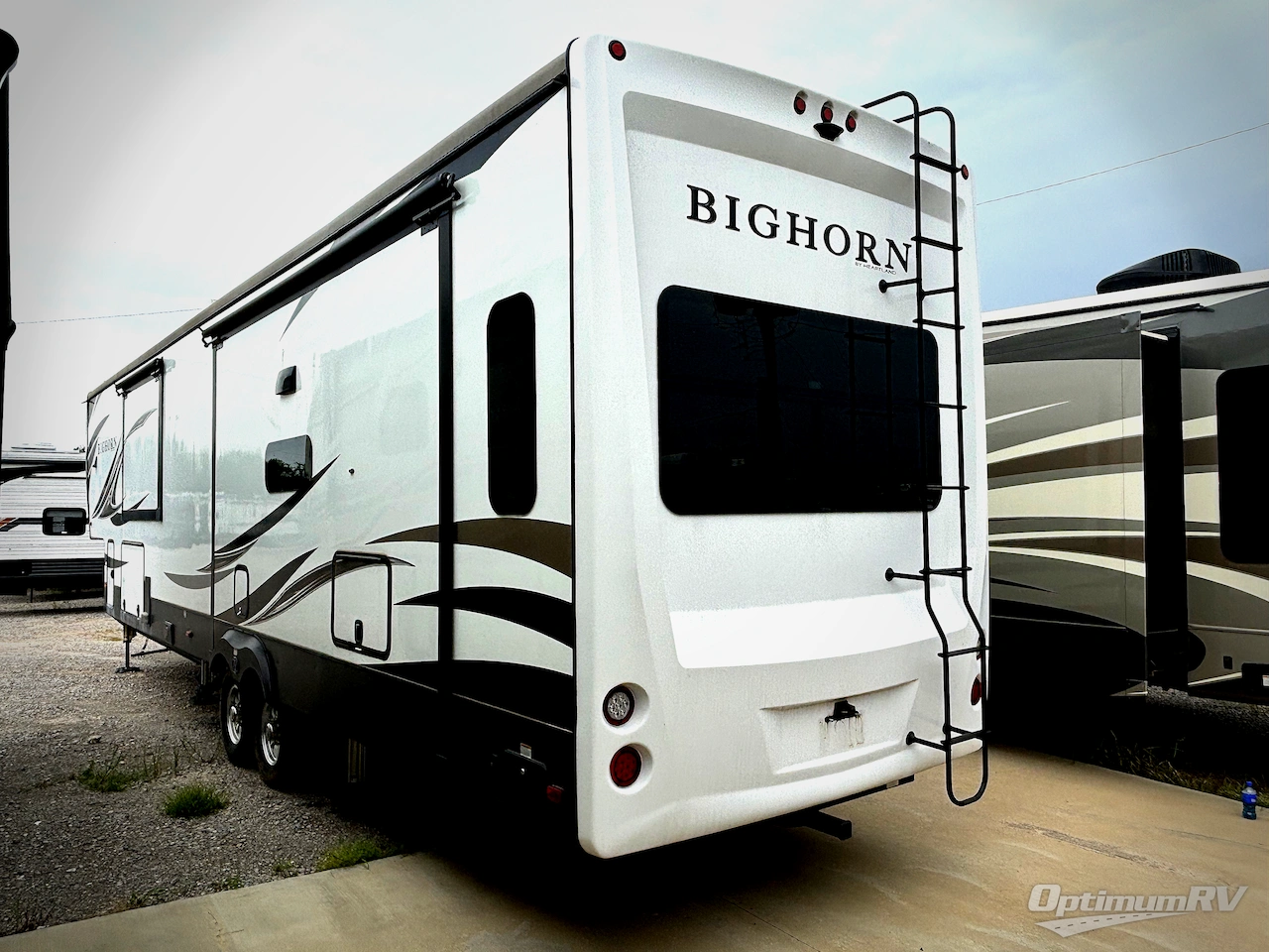 2020 Heartland Bighorn 3870FB Photo 3