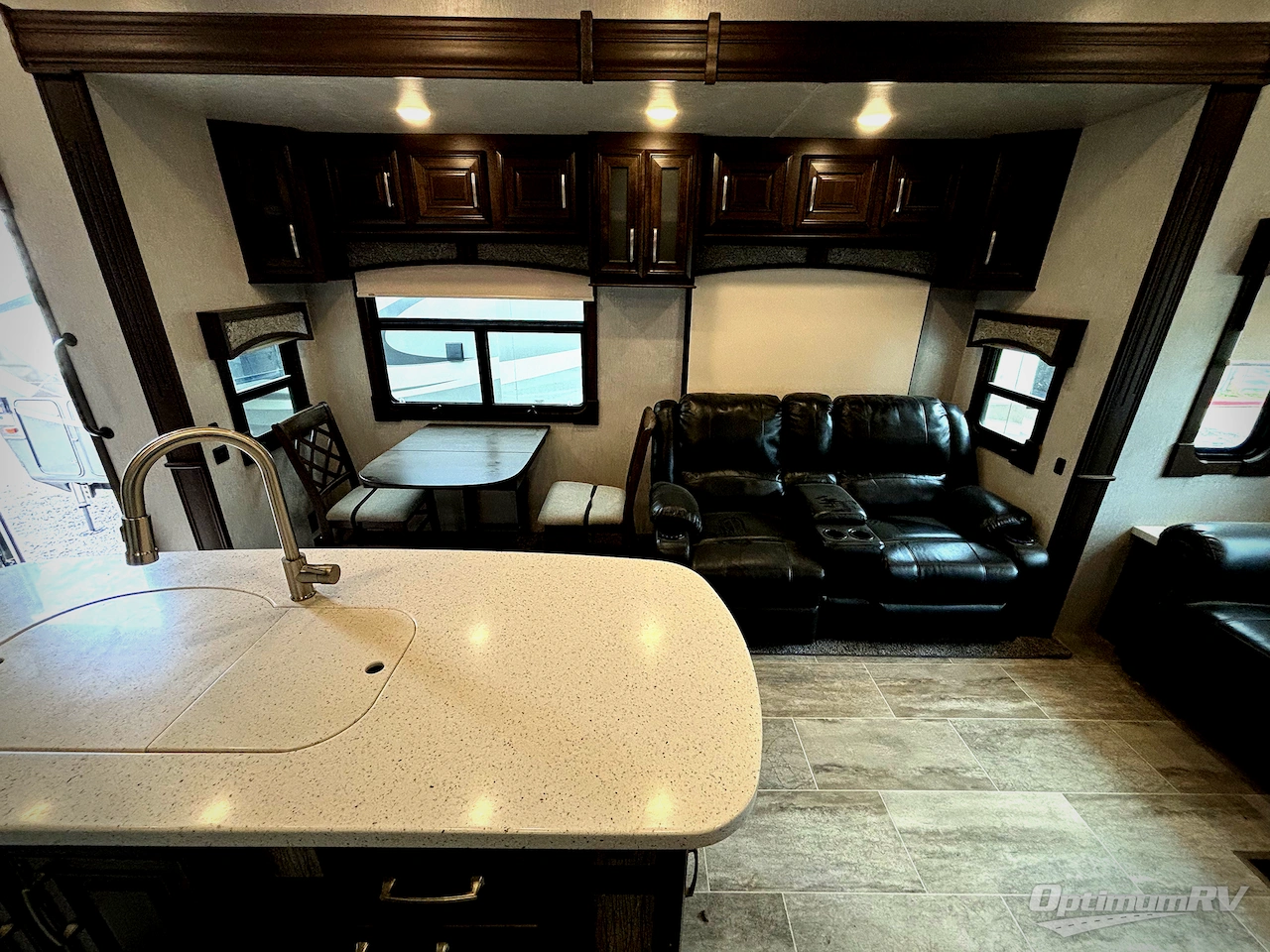 2020 Heartland Bighorn 3870FB Photo 7