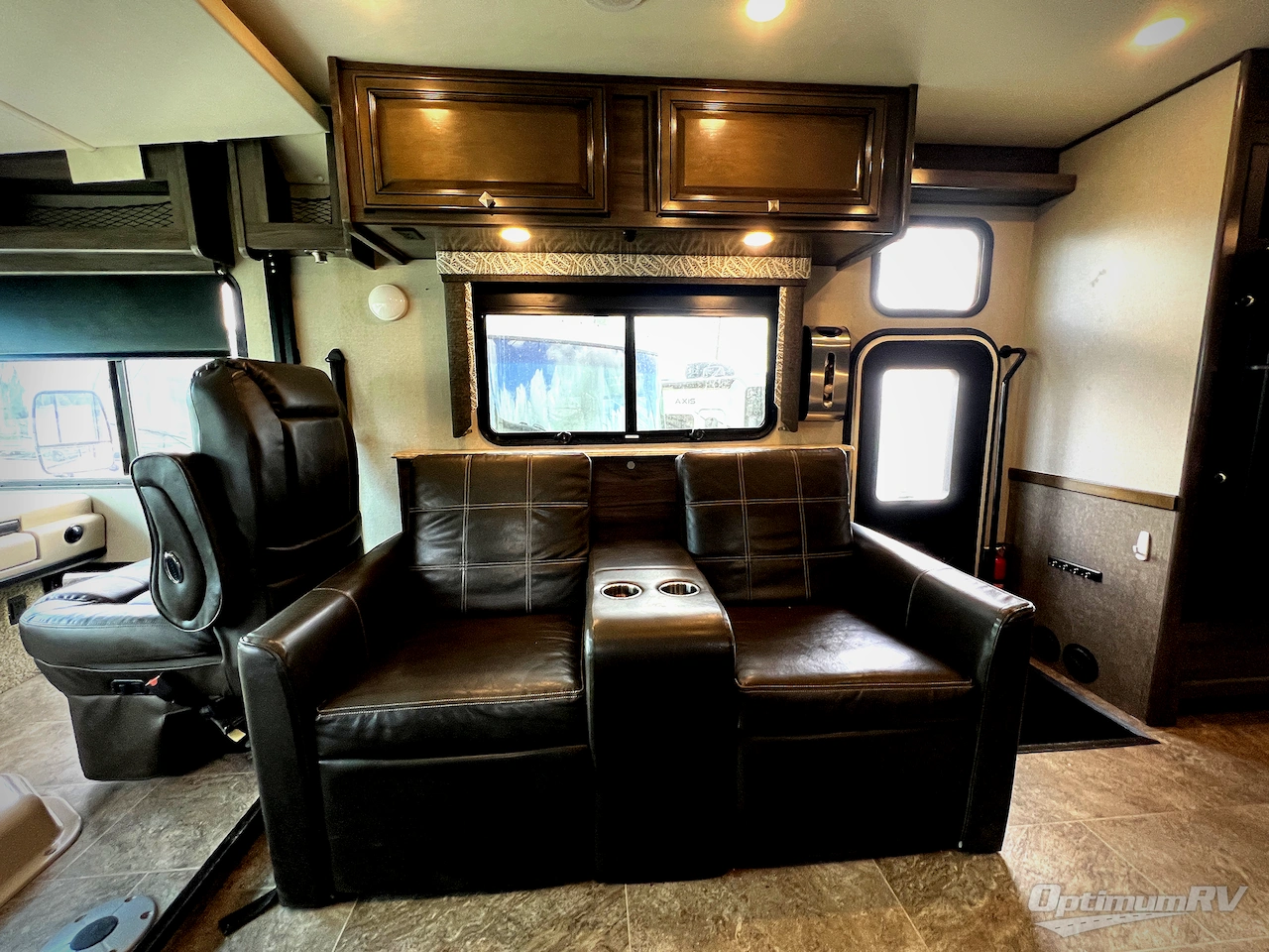 2018 Holiday Rambler Admiral 28A Photo 8