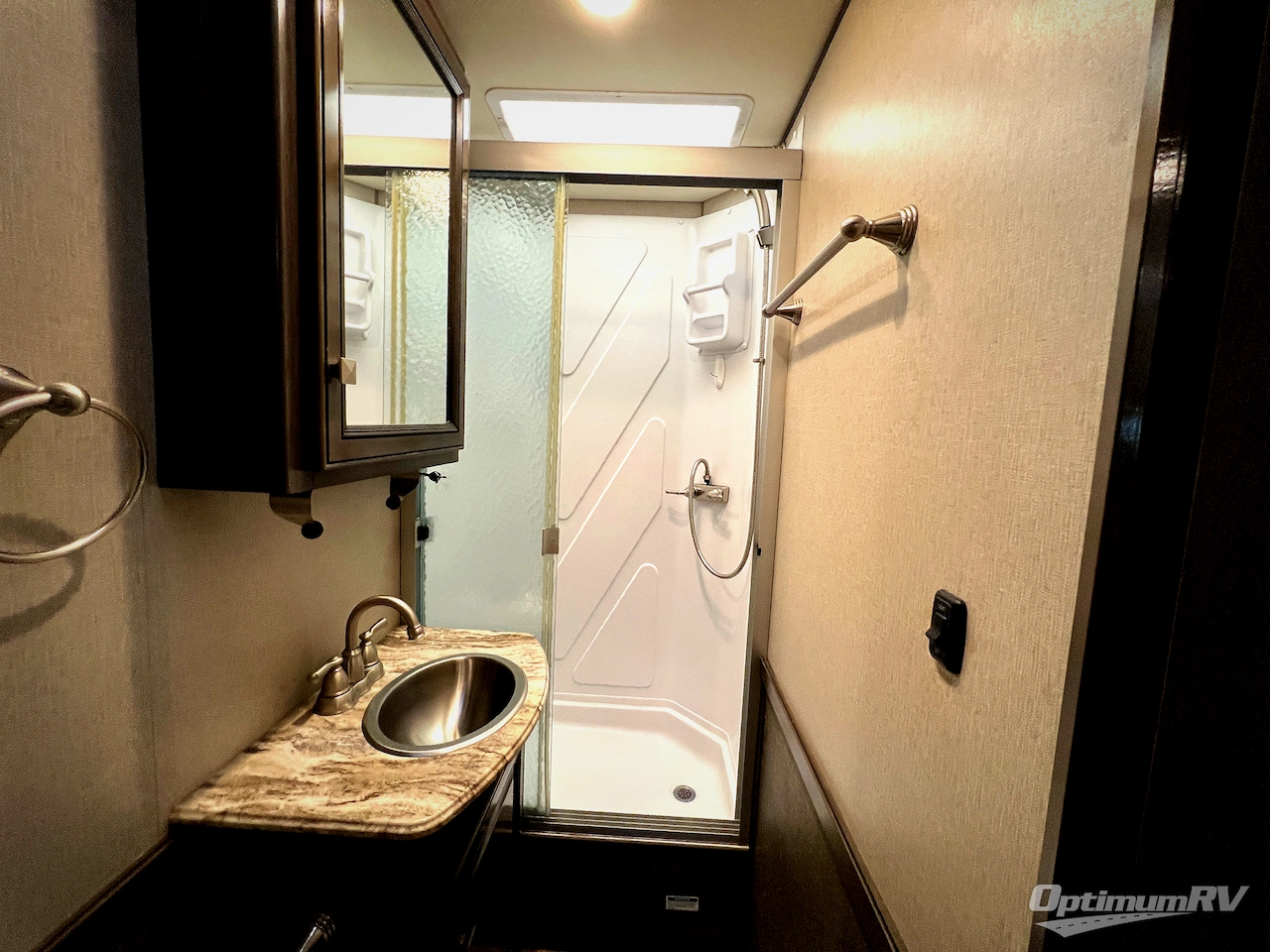 2018 Holiday Rambler Admiral 28A Photo 18