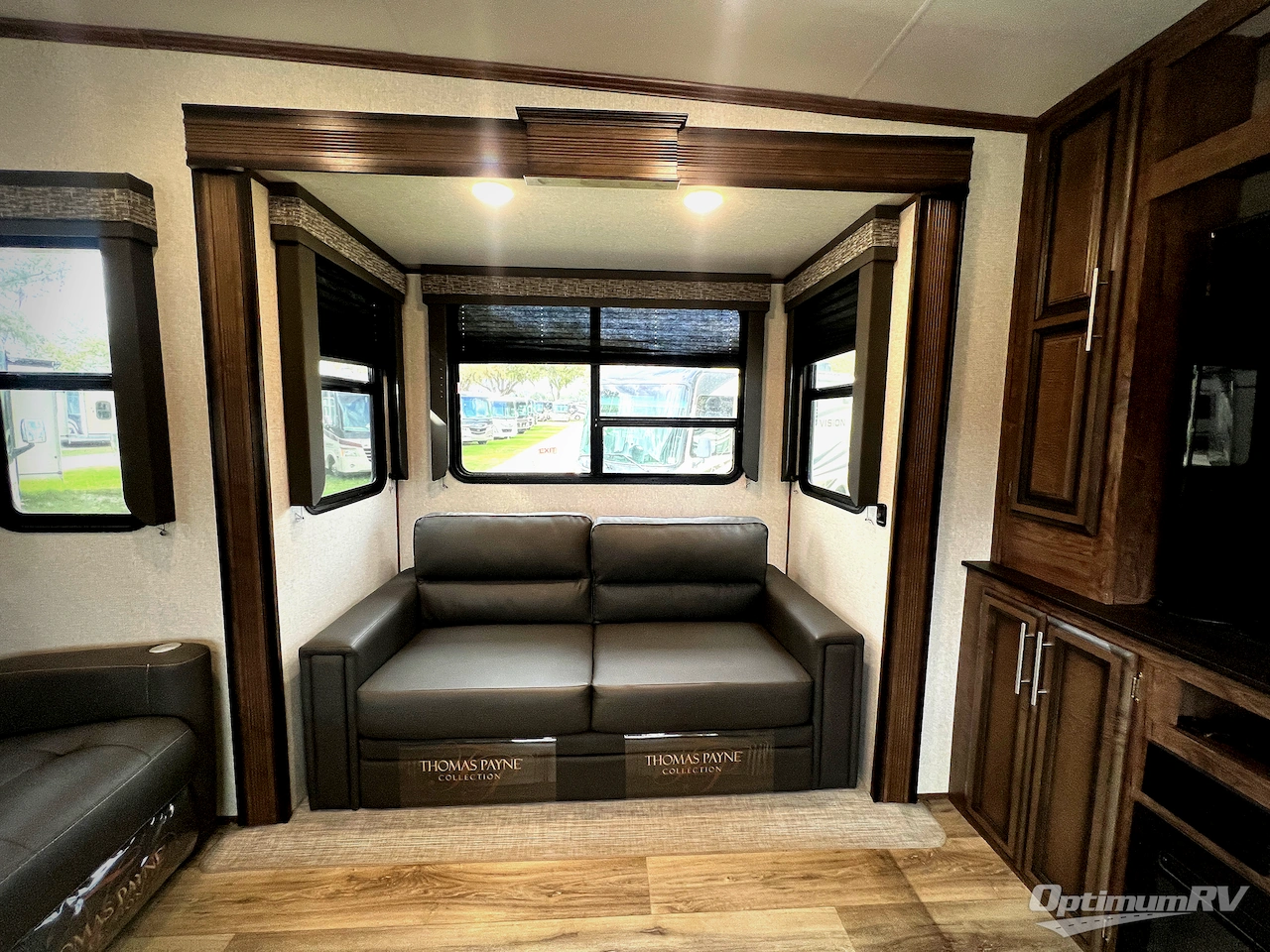 2021 KZ Durango Half-Ton D290RLT Photo 7