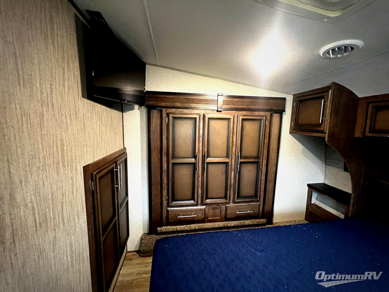 2021 KZ Durango Half-Ton D290RLT Photo 17