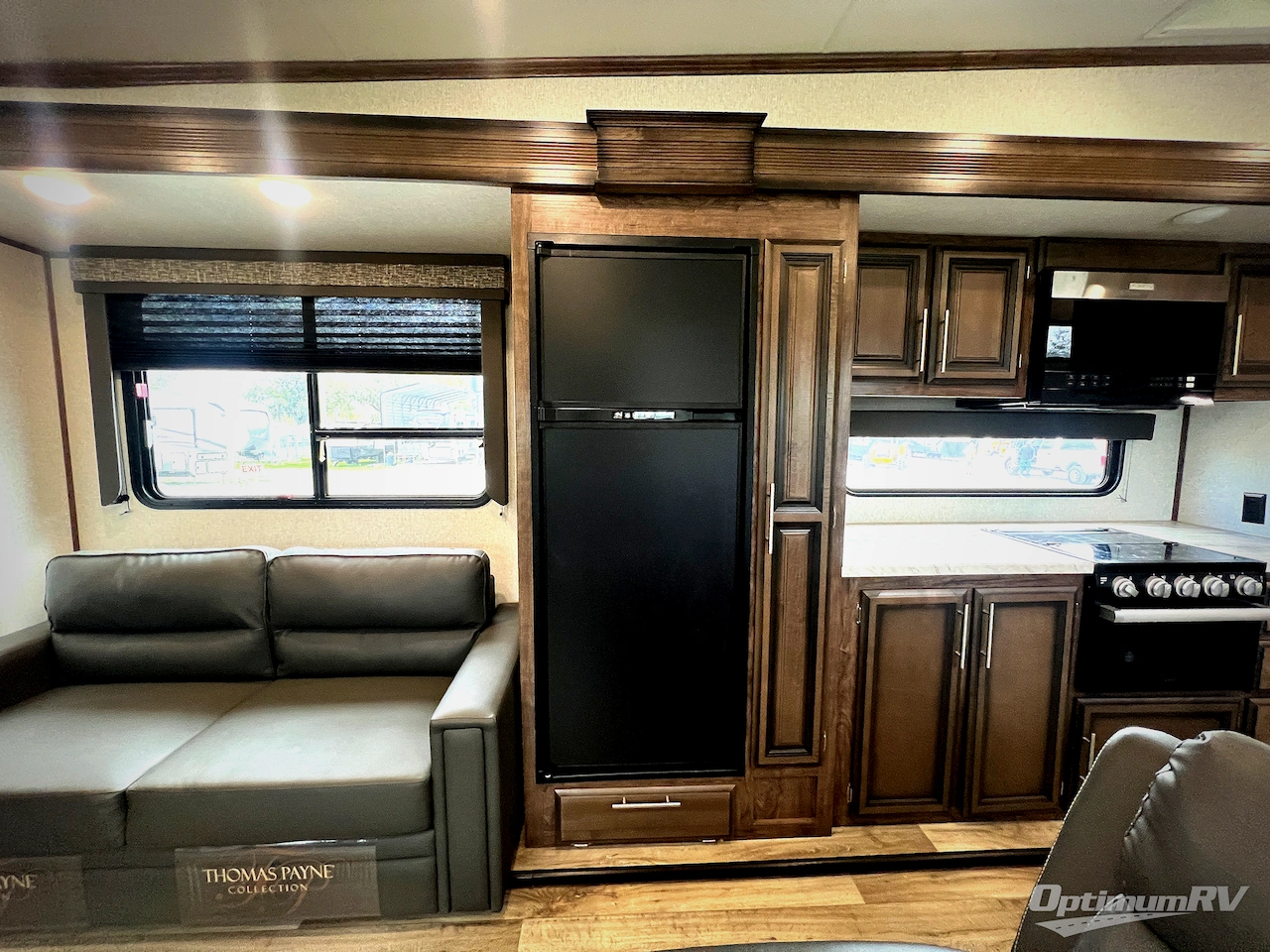 2021 KZ Durango Half-Ton D290RLT Photo 14