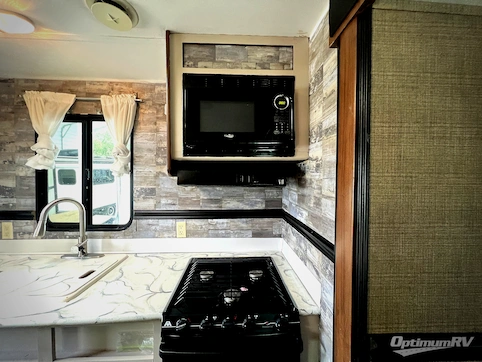 2015 Dutchmen Aspen Trail 2390RKS RV Photo 3