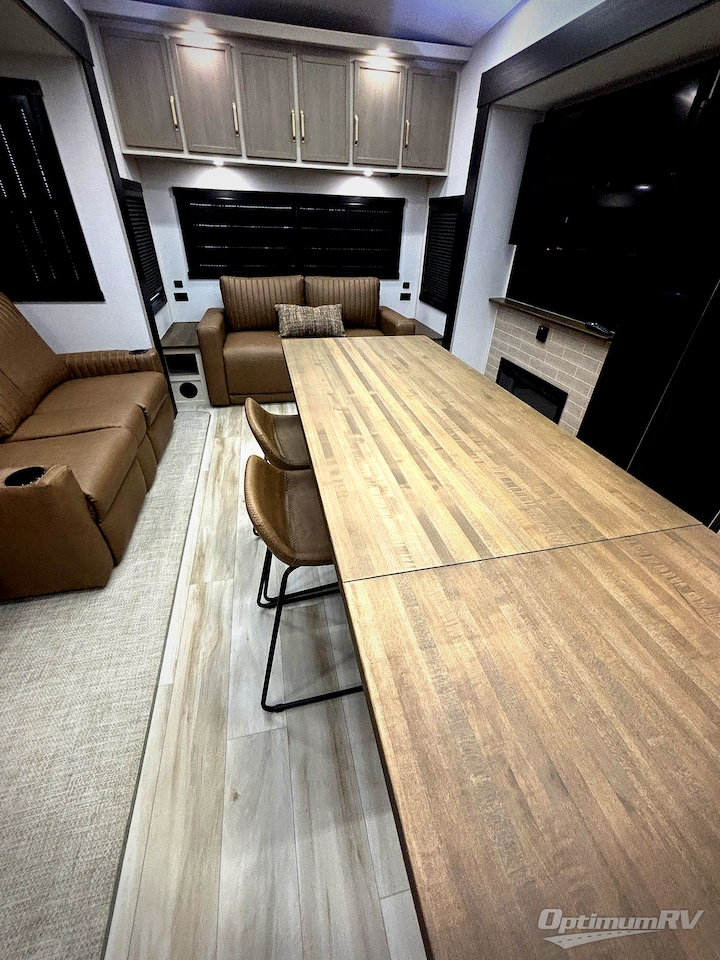 2026 Forest River Wildwood Heritage Glen 380WDR Photo 32