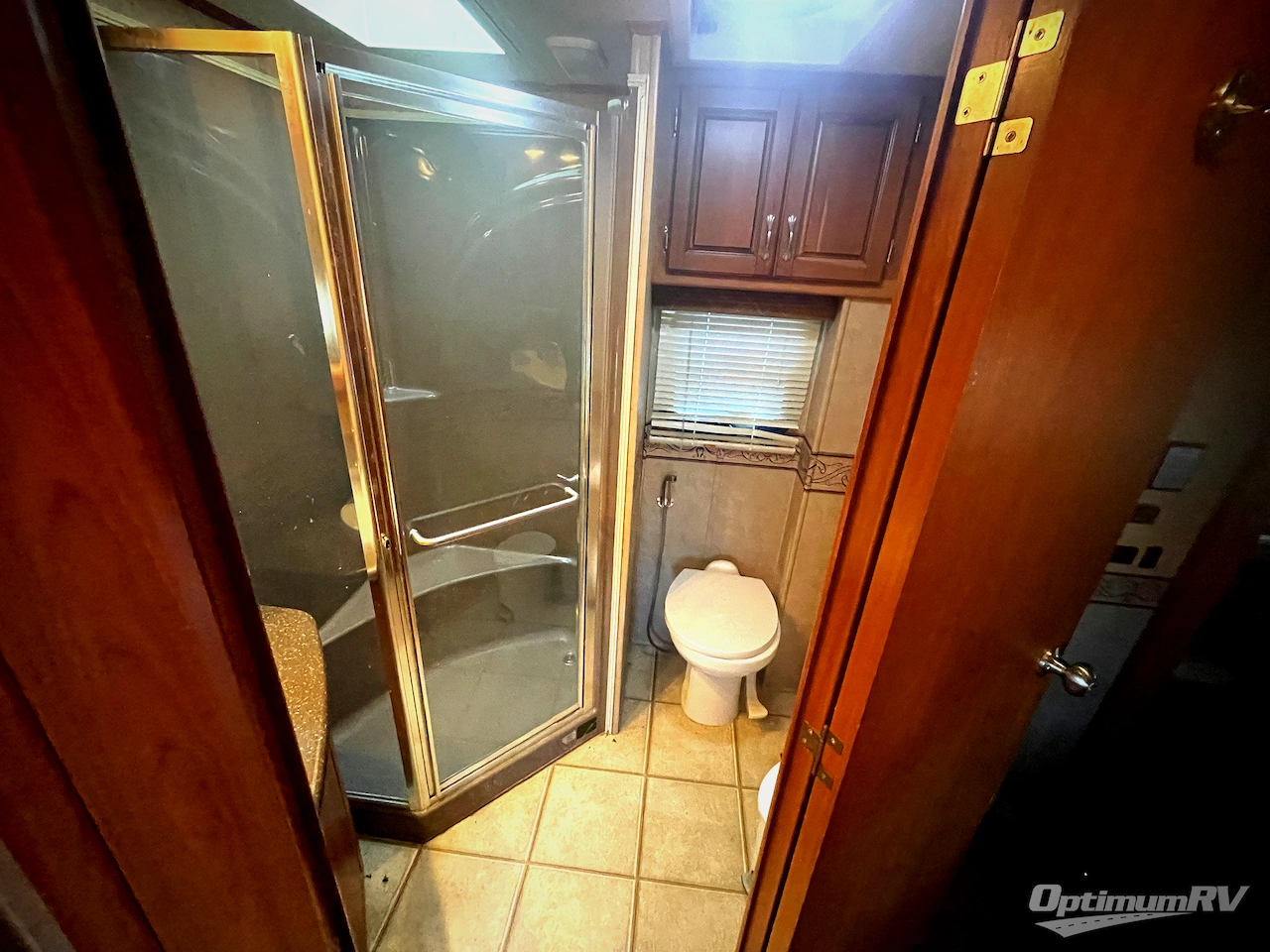 2010 Carriage Cameo 35SB3 Photo 16