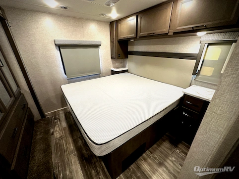 2023 Thor Hurricane 34R RV Photo 4