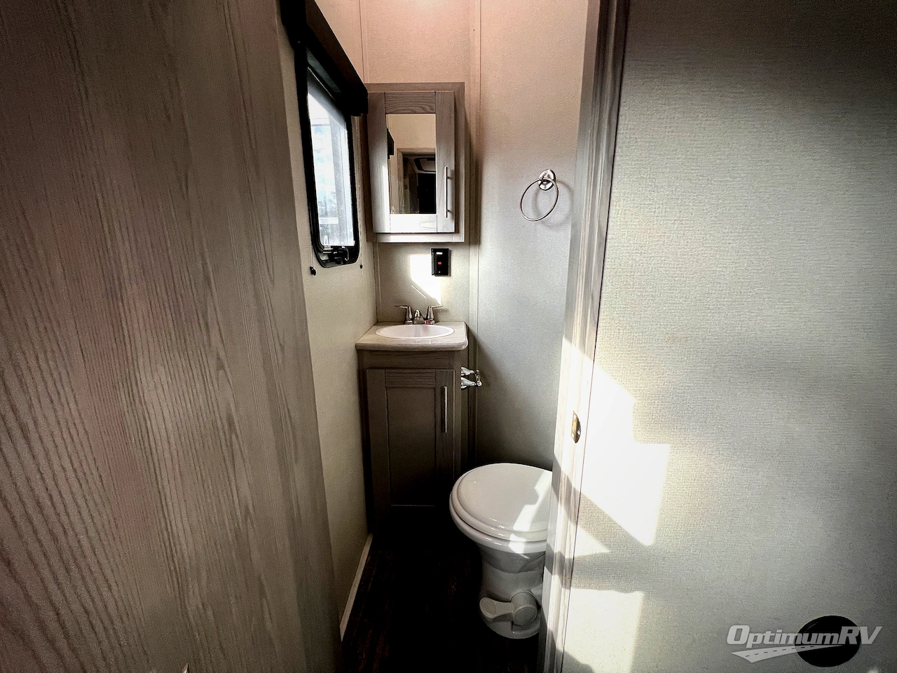 2022 Keystone Fuzion 424 Photo 17