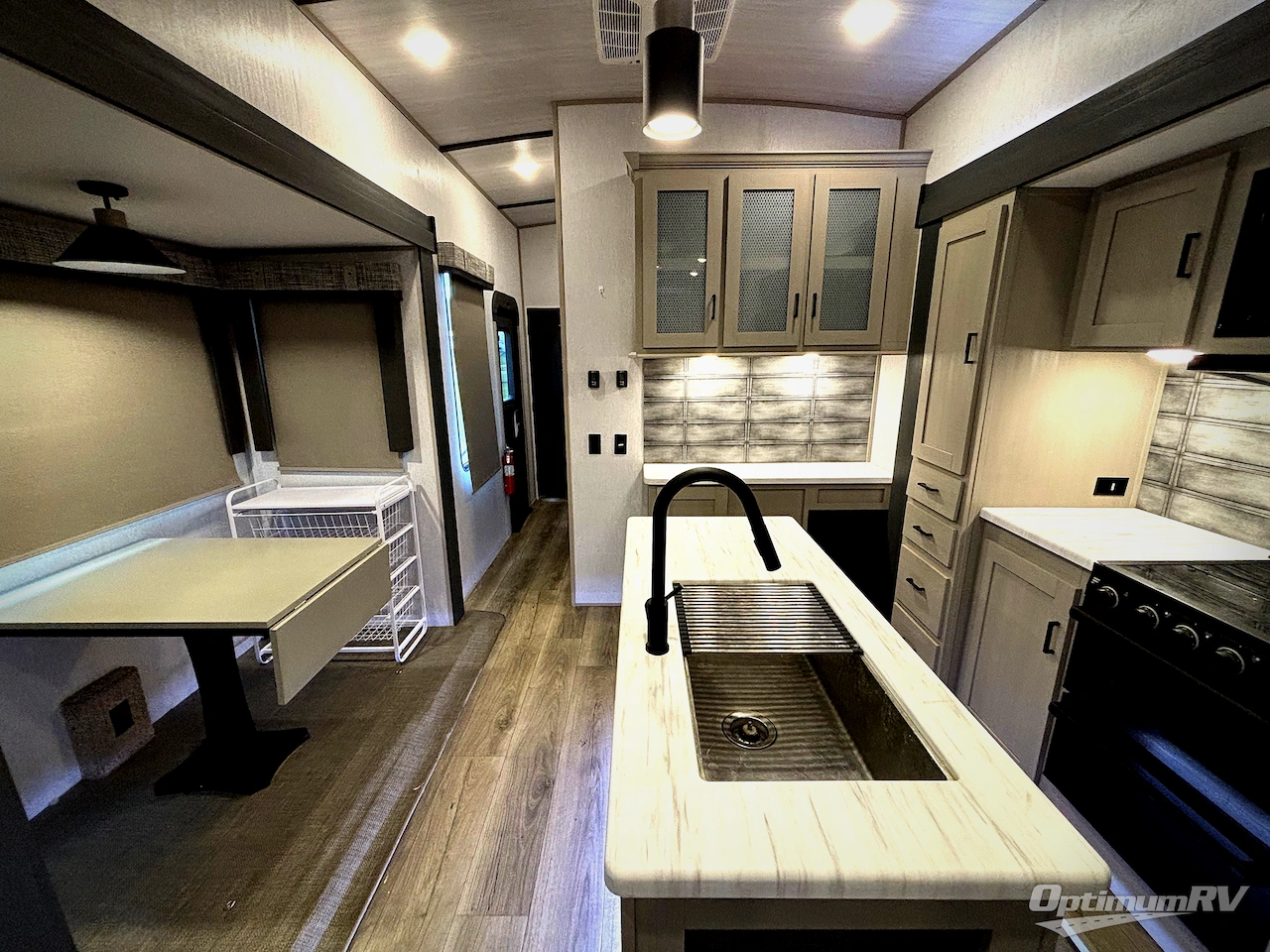 2023 Forest River Salem Hemisphere 378FL Photo 4