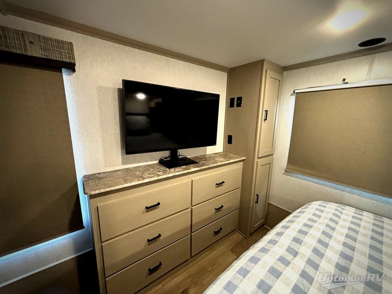 2023 Forest River Salem Hemisphere 378FL Photo 25