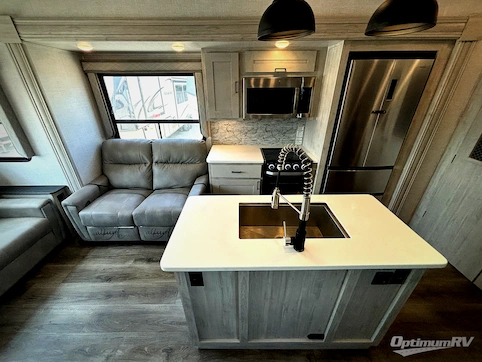 2022 East To West Tandara 286RL-OK RV Photo 3