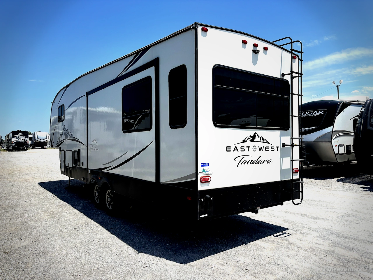 2022 East To West Tandara 286RL-OK Photo 3