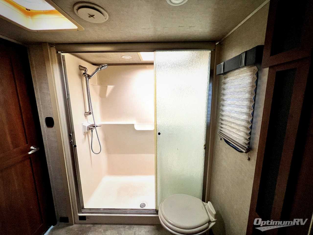 2014 Keystone Fuzion 401 Photo 16
