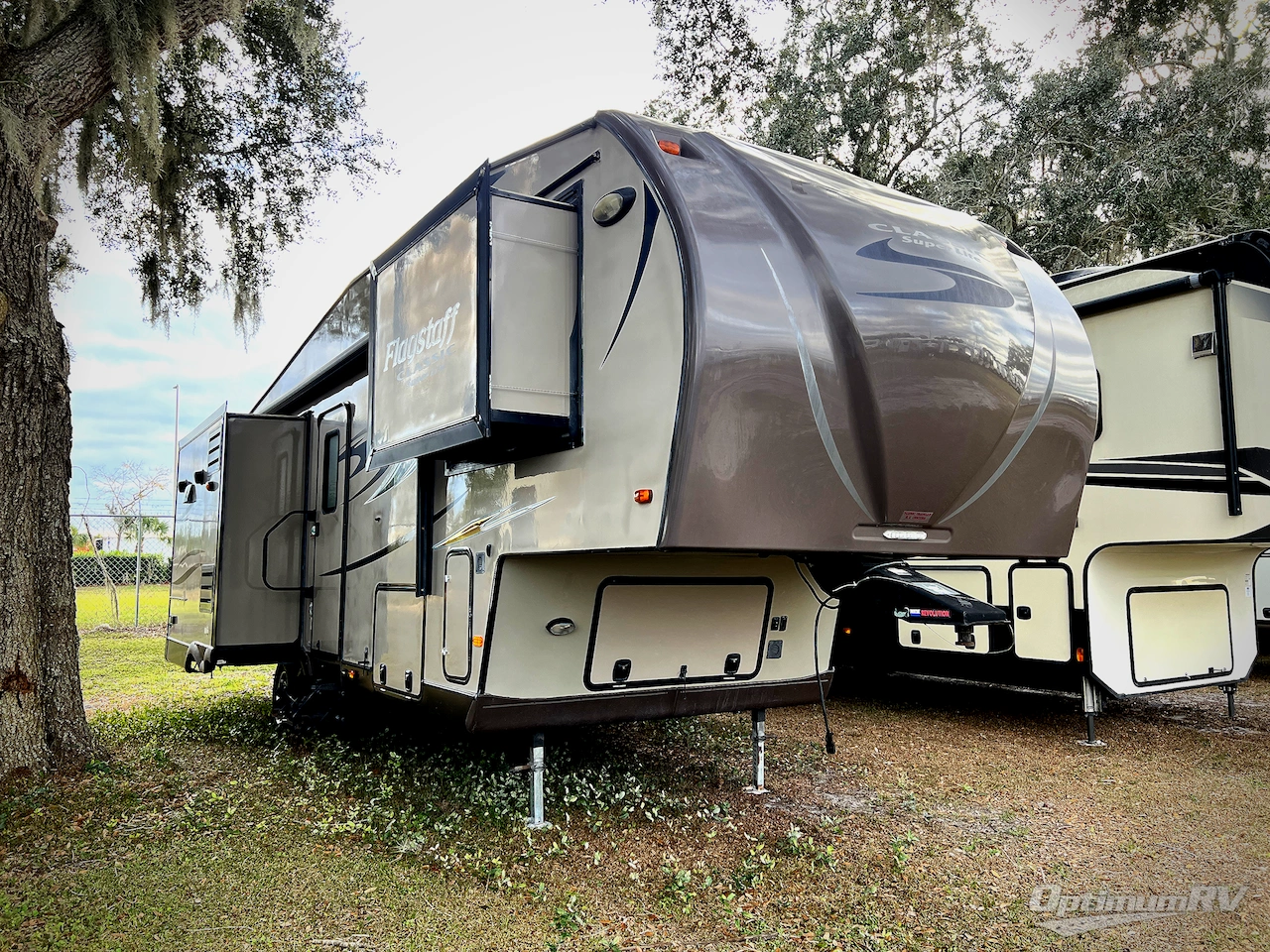 2015 Forest River Flagstaff Classic Super Lite 8528IKWS Photo 1