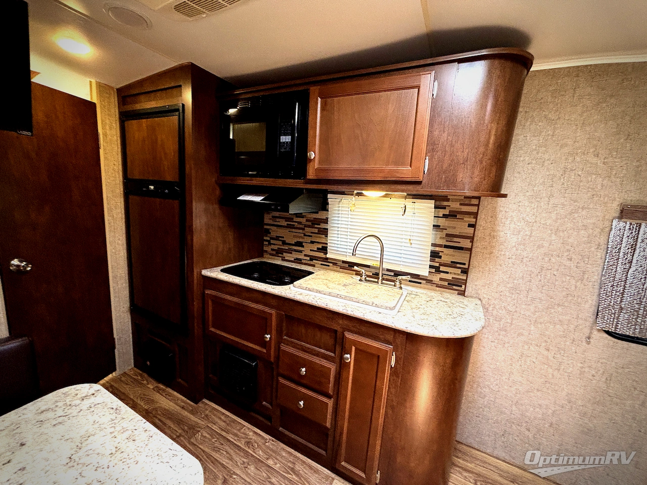 2016 Venture Sonic SN190VRB Photo 8