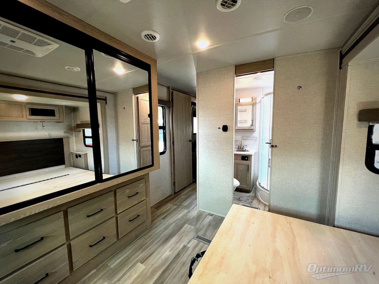 2021 Forest River Rockwood Signature Ultra Lite 8329SB Photo 21