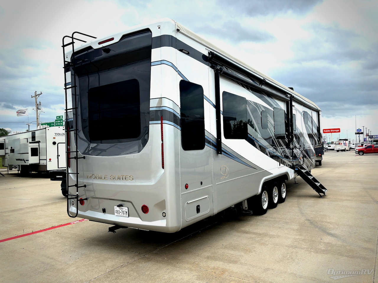 2023 DRV Luxury Suites Mobile Suites MS Houston Photo 2