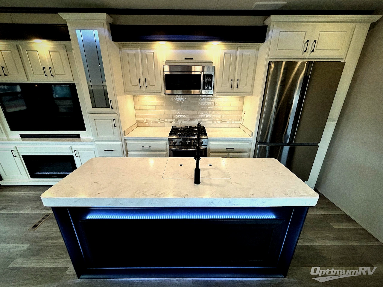2023 DRV Luxury Suites Mobile Suites MS Houston Photo 5