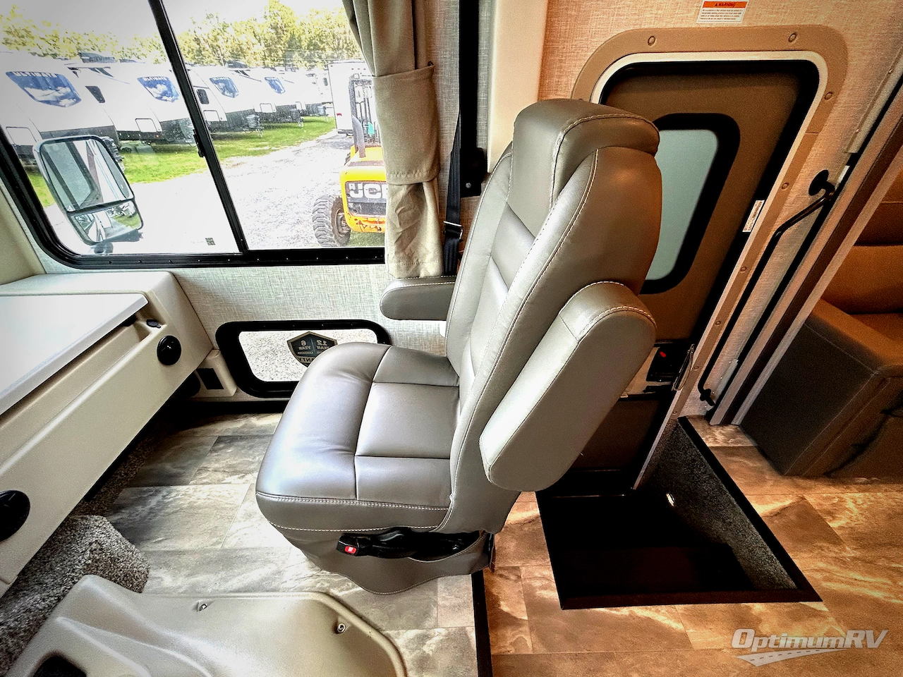 2023 Thor Windsport 34R Photo 7