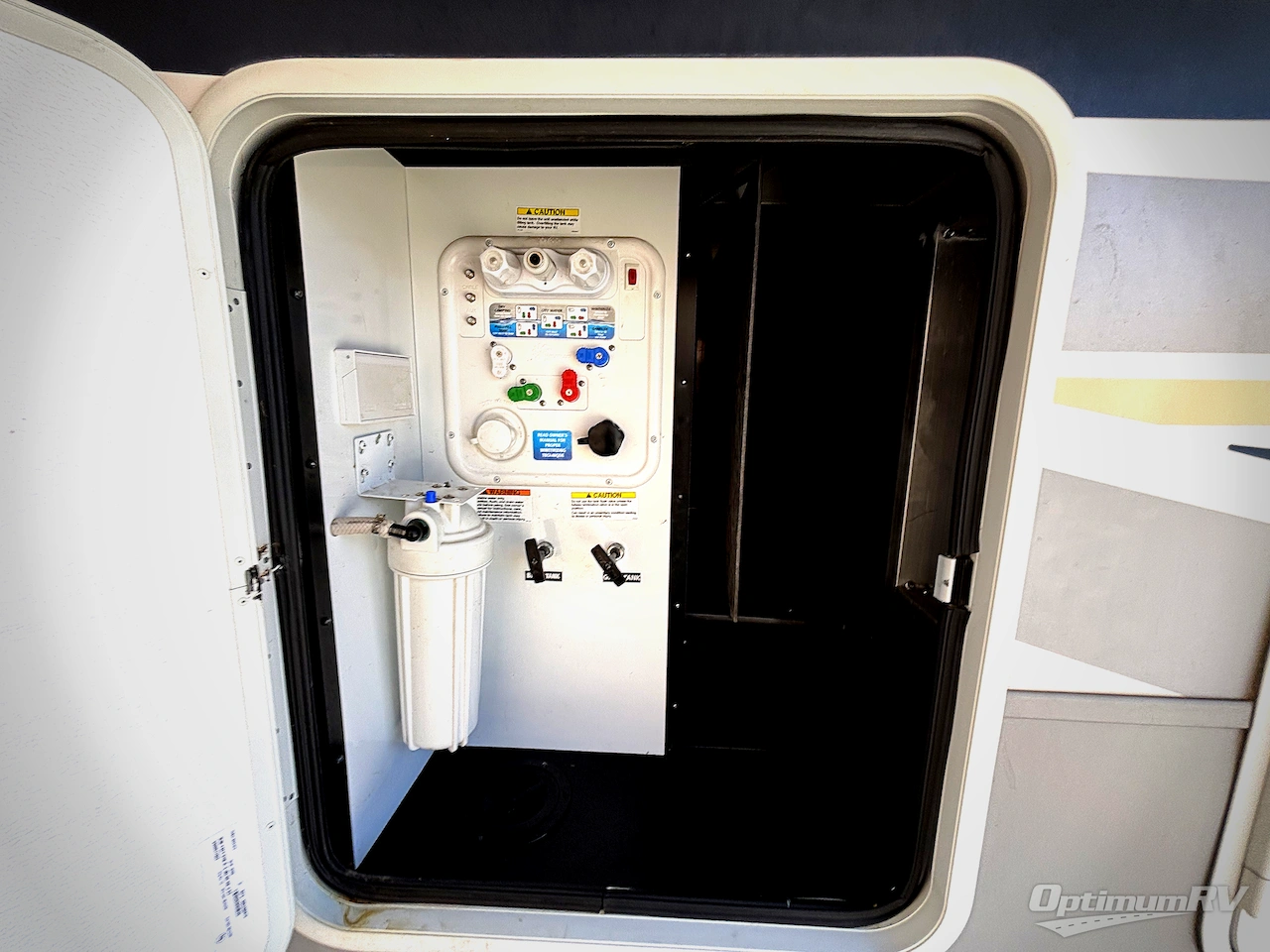 2021 Palomino Columbus 389FLC Photo 20