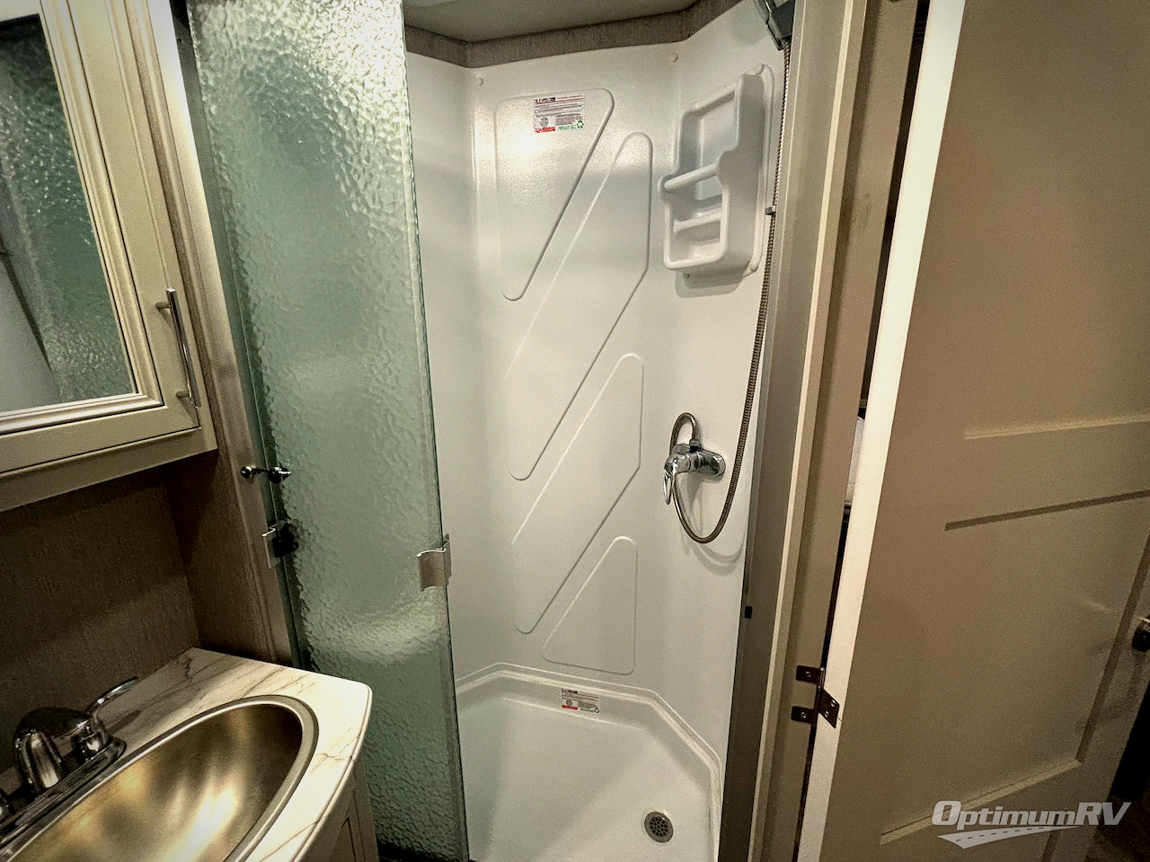 2023 Fleetwood Flair 29M Photo 10