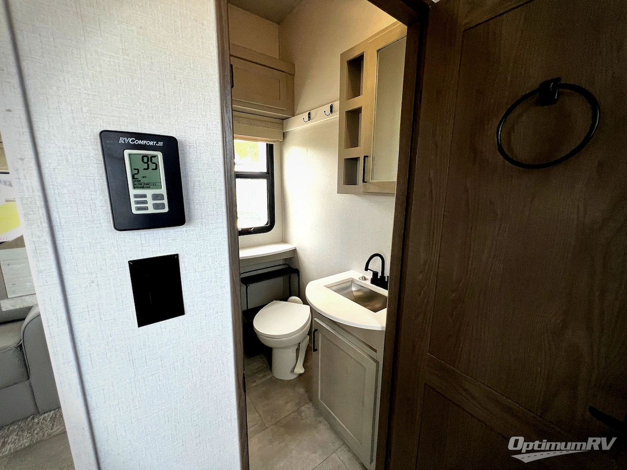 2023 Palomino Columbus 384RK Photo 16