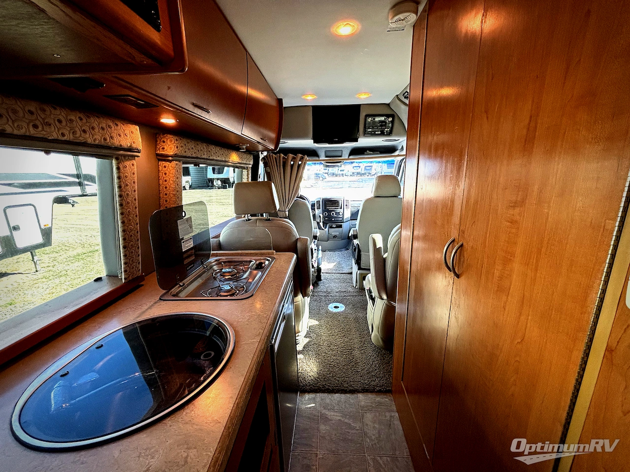 2010 Four Winds Ventura 170S Photo 5