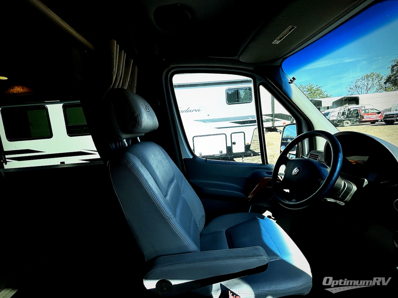 2010 Four Winds Ventura 170S Photo 9