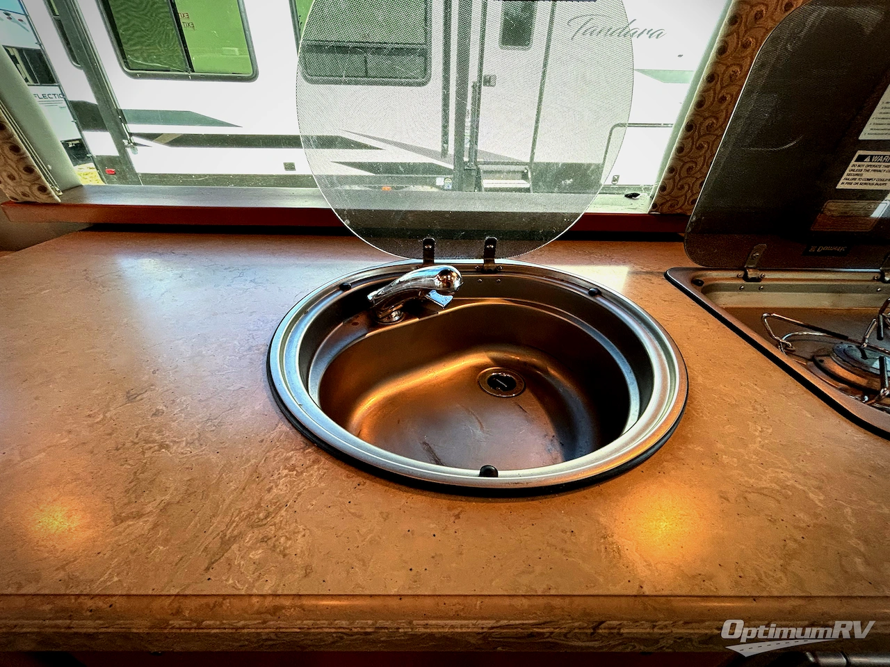 2010 Four Winds Ventura 170S Photo 12