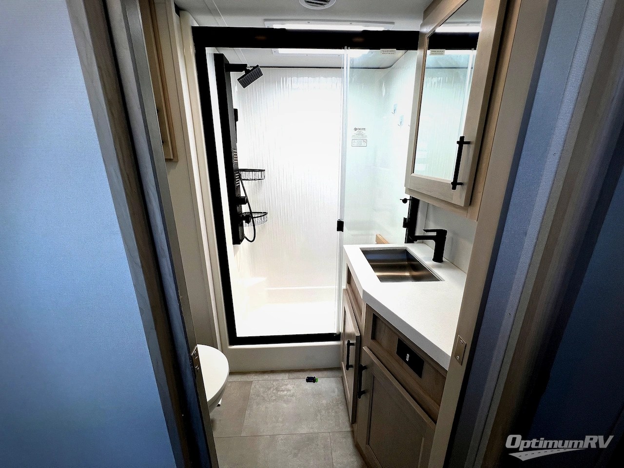 2025 Grand Design Solitude 391DL Photo 26