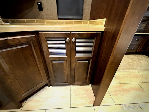 2017 Tiffin Allegro 36 UA RV Photo 4