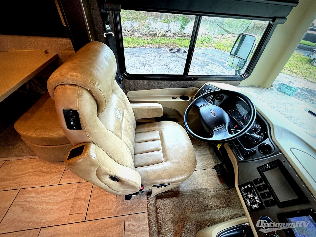 2017 Tiffin Allegro 36 UA Photo 7