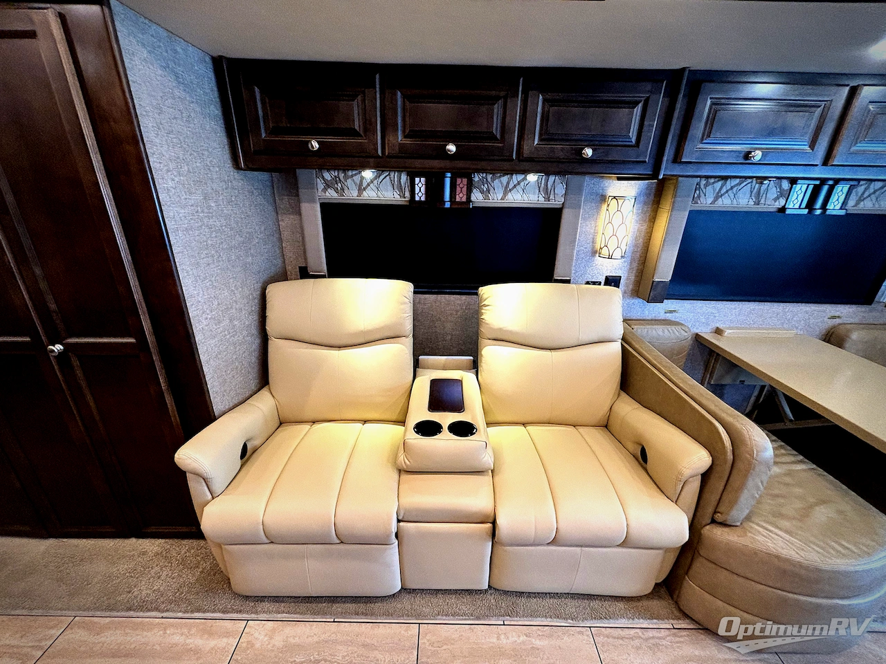 2017 Tiffin Allegro 36 UA Photo 13