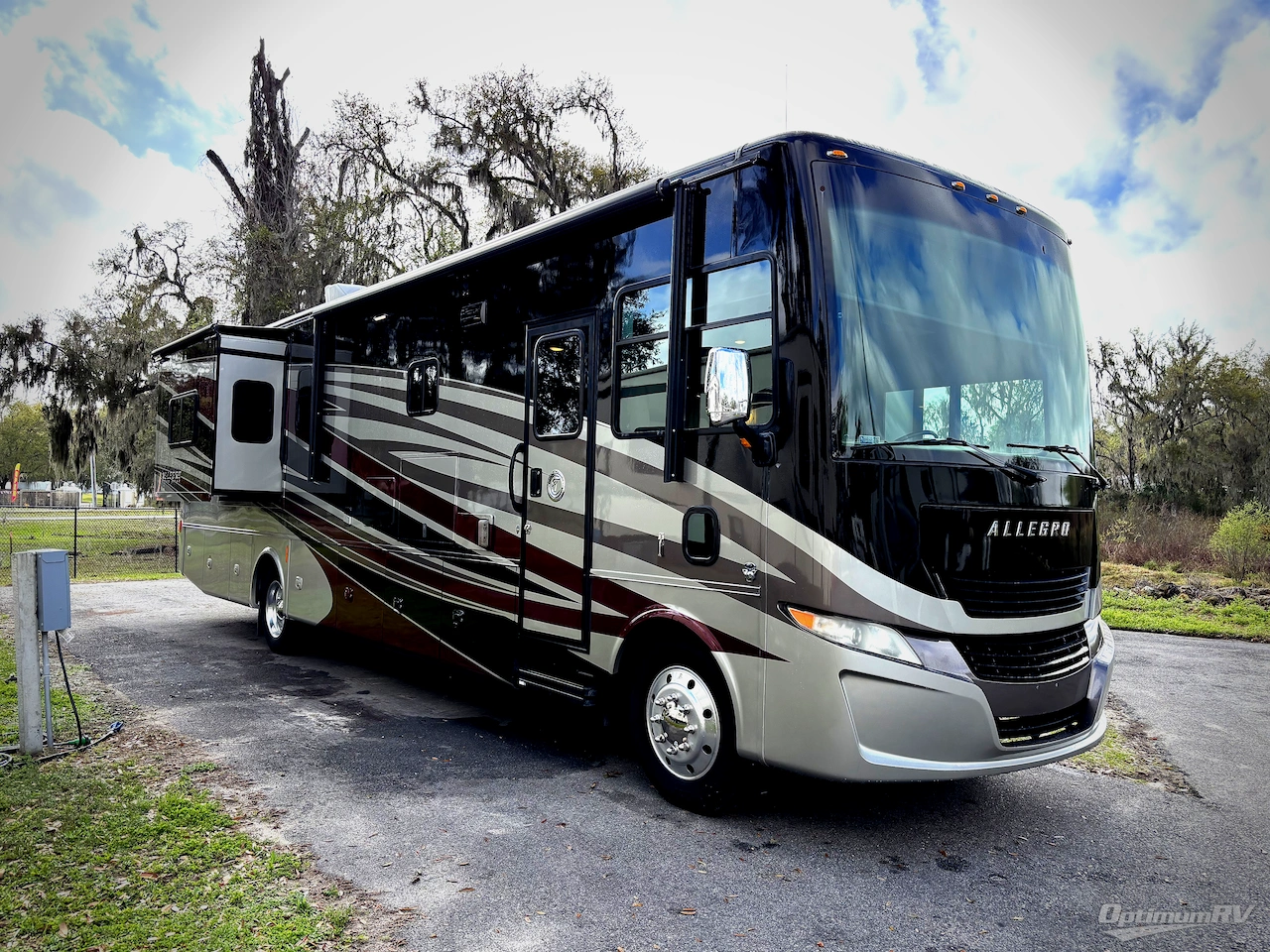 2017 Tiffin Allegro 36 UA Photo 1