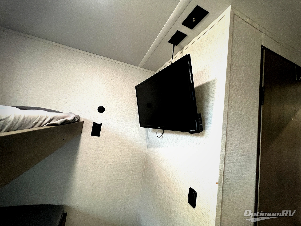 2024 Grand Design Transcend Xplor 321BH Photo 16