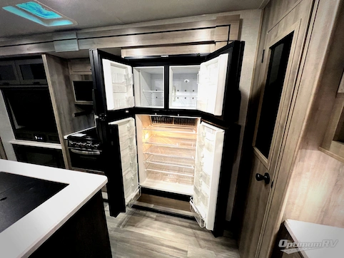 2021 Winnebago Towables Voyage 3538BR RV Photo 2