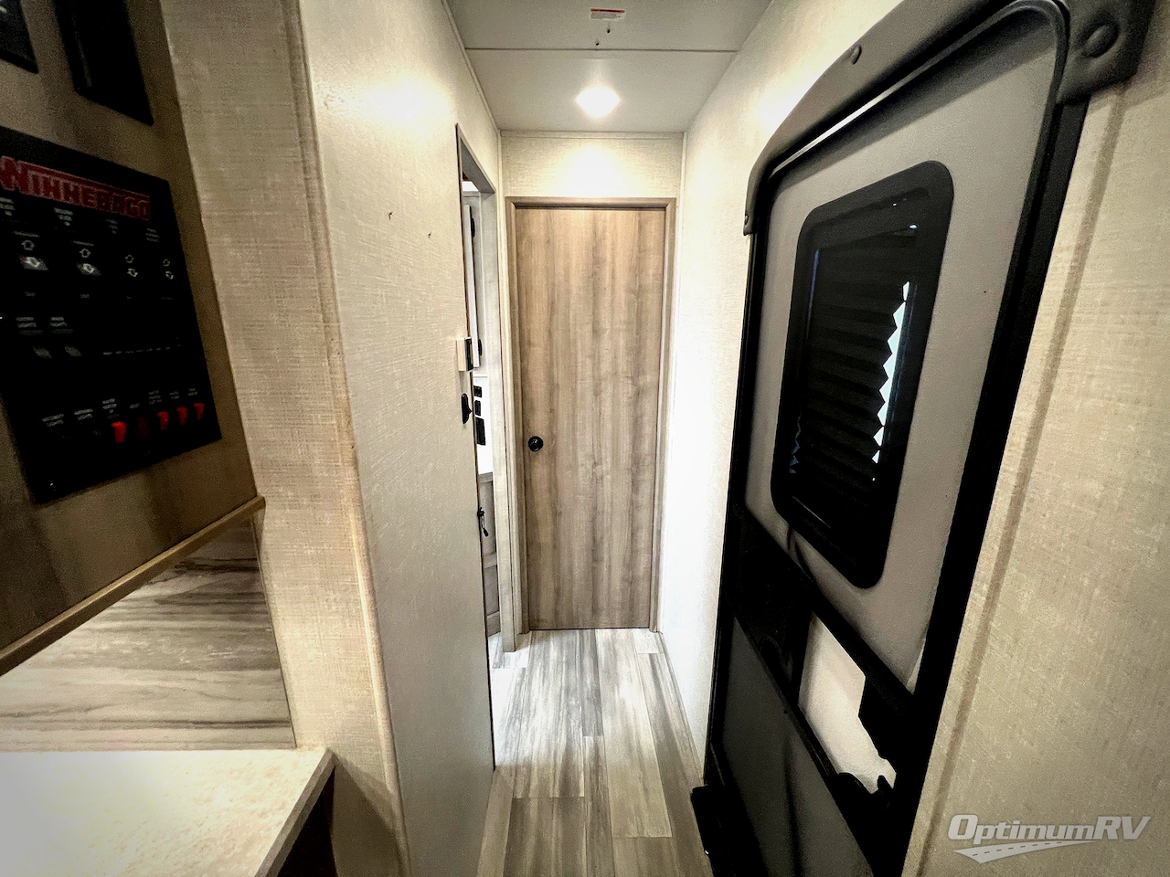 2021 Winnebago Towables Voyage 3538BR Photo 16