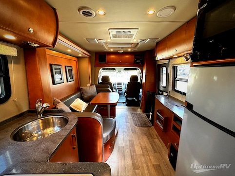 2015 Leisure Travel Unity U24MB RV Photo 2
