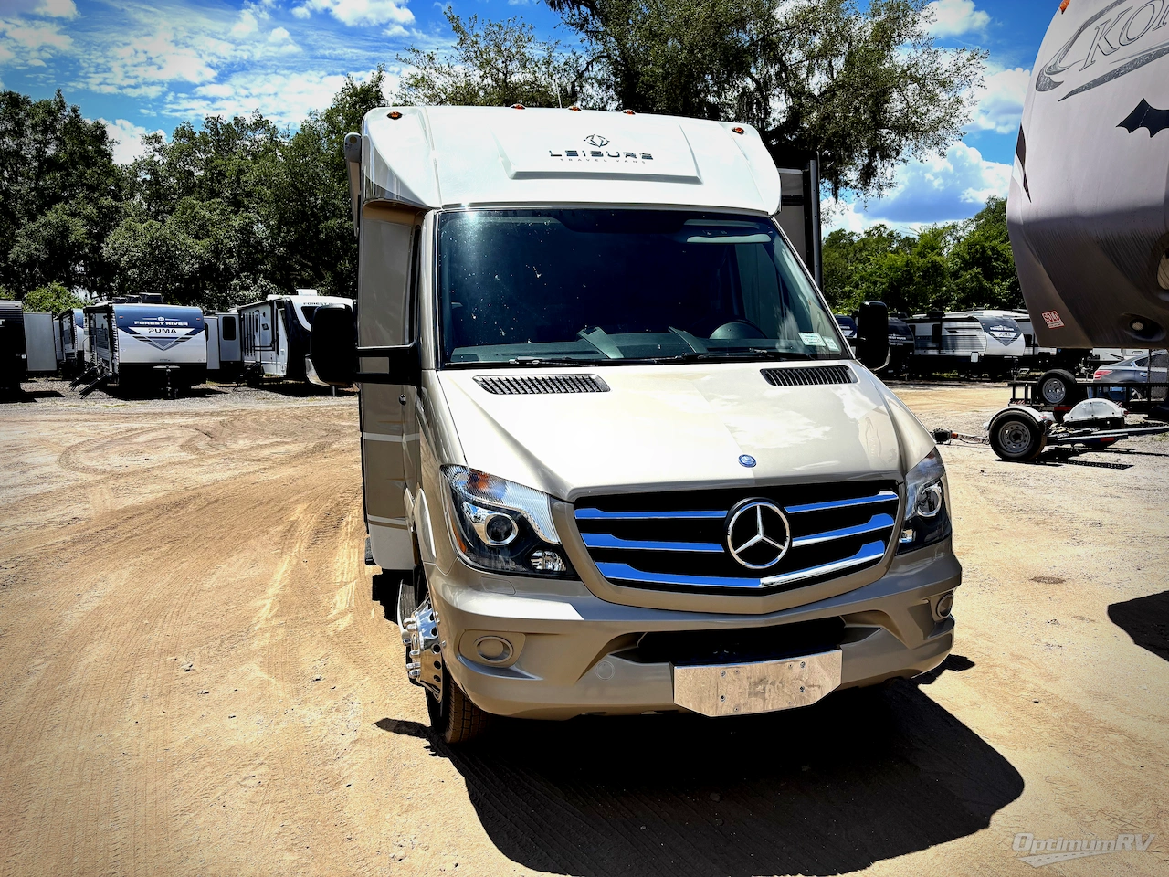 2015 Leisure Travel Unity U24MB Photo 1