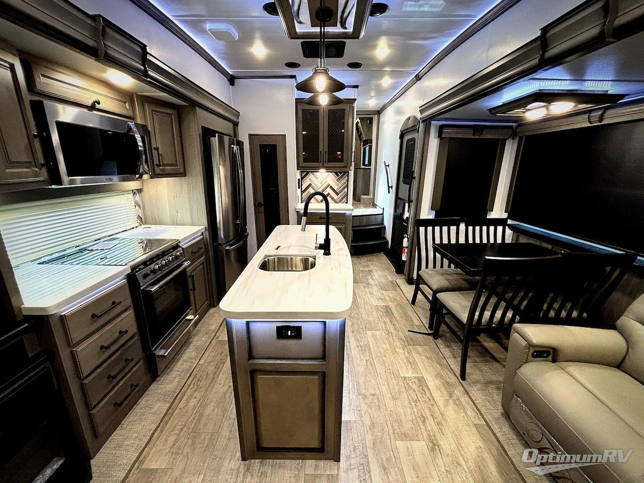 2022 Keystone Montana 3121RL Photo 5