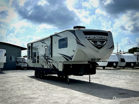 Used 2018 Eclipse Iconic Wide Body 3515IKG Featured Photo